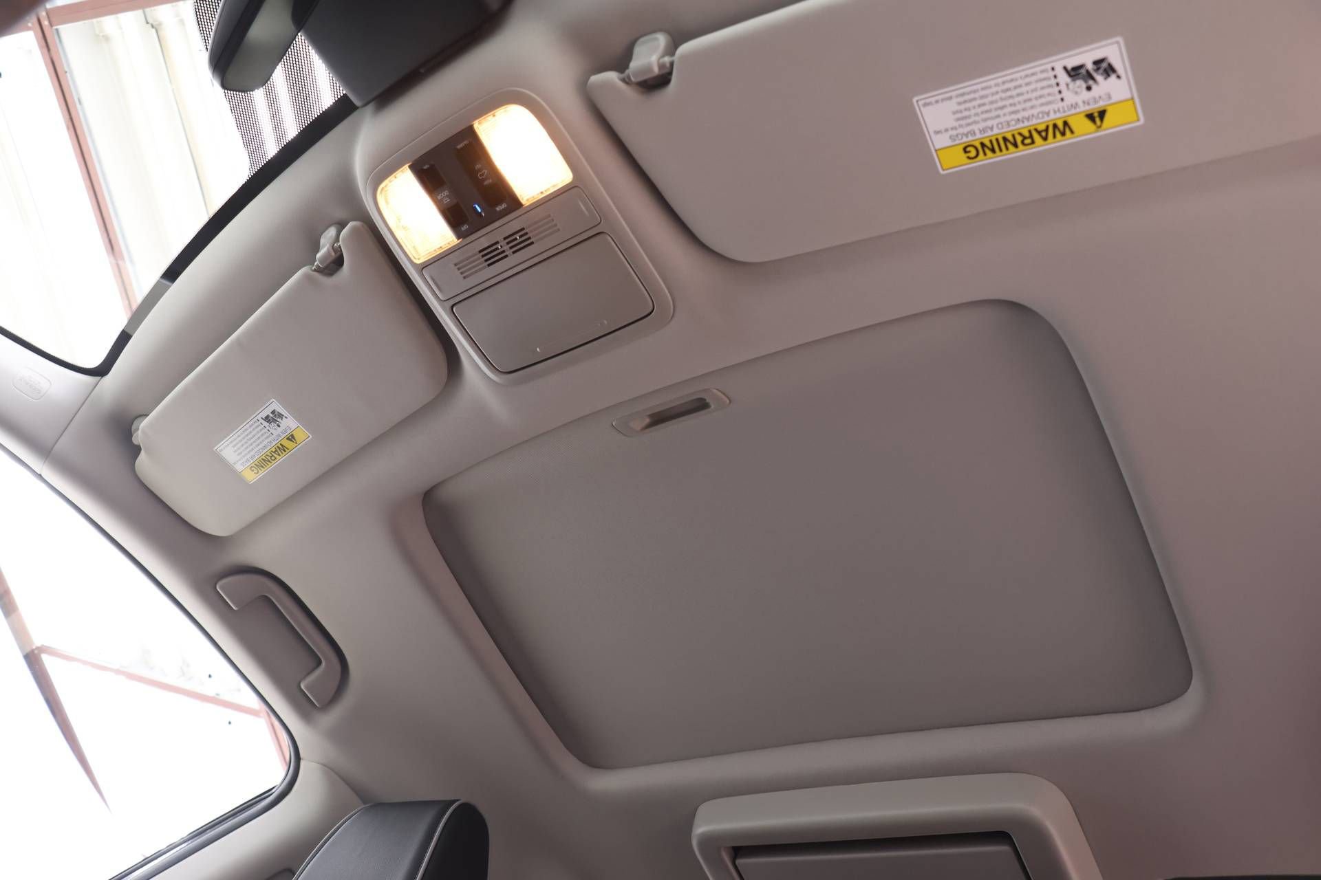 Certified 2026 Honda Odyssey Elite image 16
