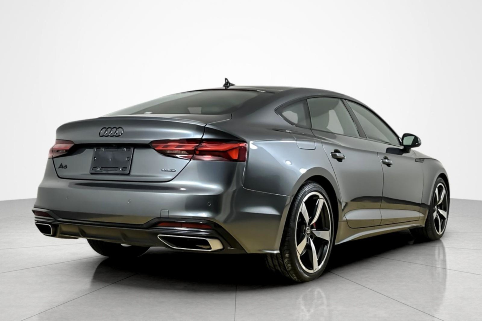 Used 2022 Audi A5 2.0T Premium Plus w/ Premium Plus AWD/4WD image 5
