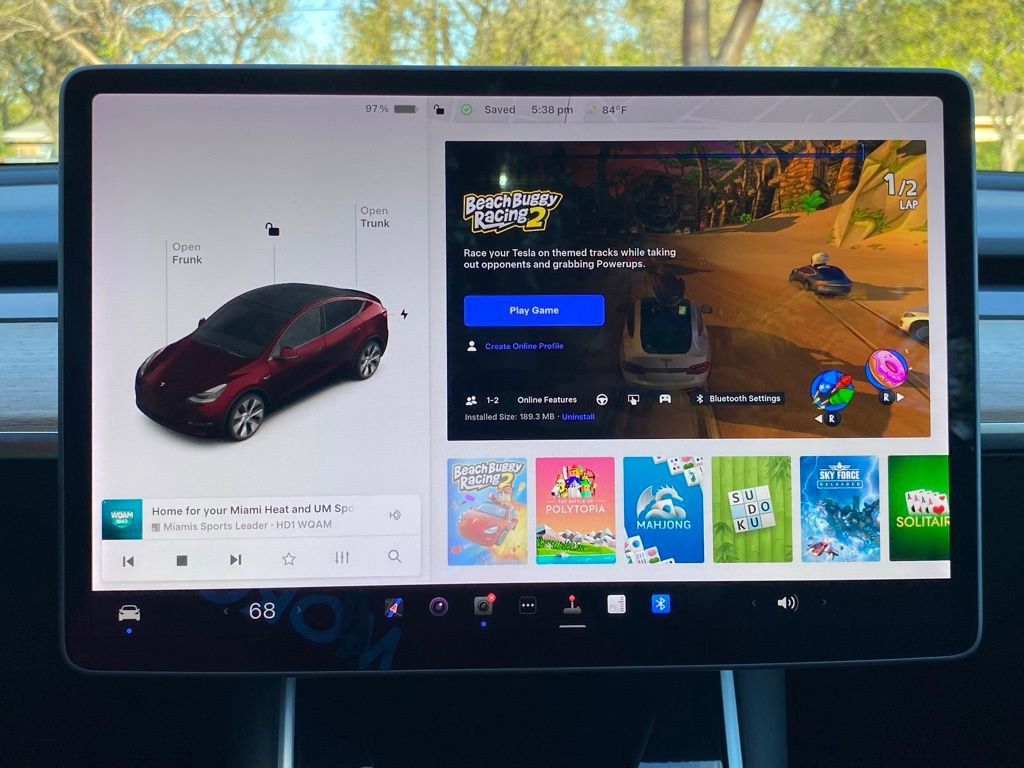 Used 2020 Tesla Model Y Long Range image 21