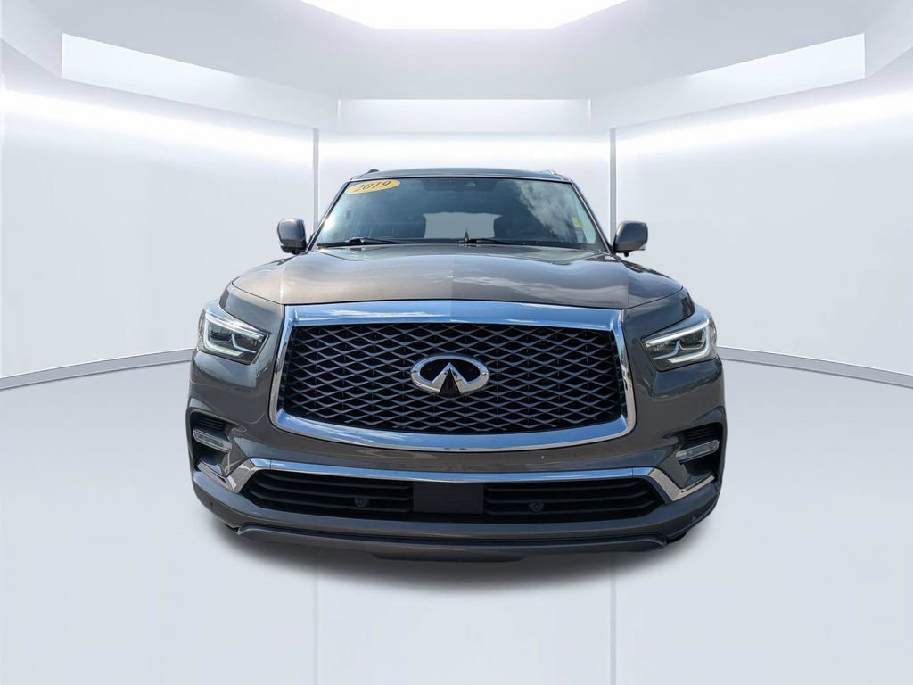 Used 2019 INFINITI QX80 Luxe RWD image 3