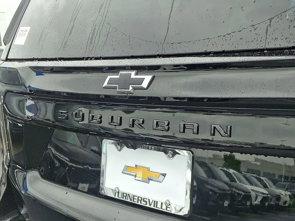 New 2026 Chevrolet Suburban LT w/ Comfort Package AWD/4WD image 11