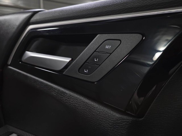 Used 2023 Mitsubishi Outlander SEL 40th Anniversary AWD/4WD image 38