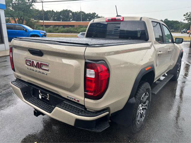 Used 2024 GMC Canyon AT4 AWD/4WD image 11
