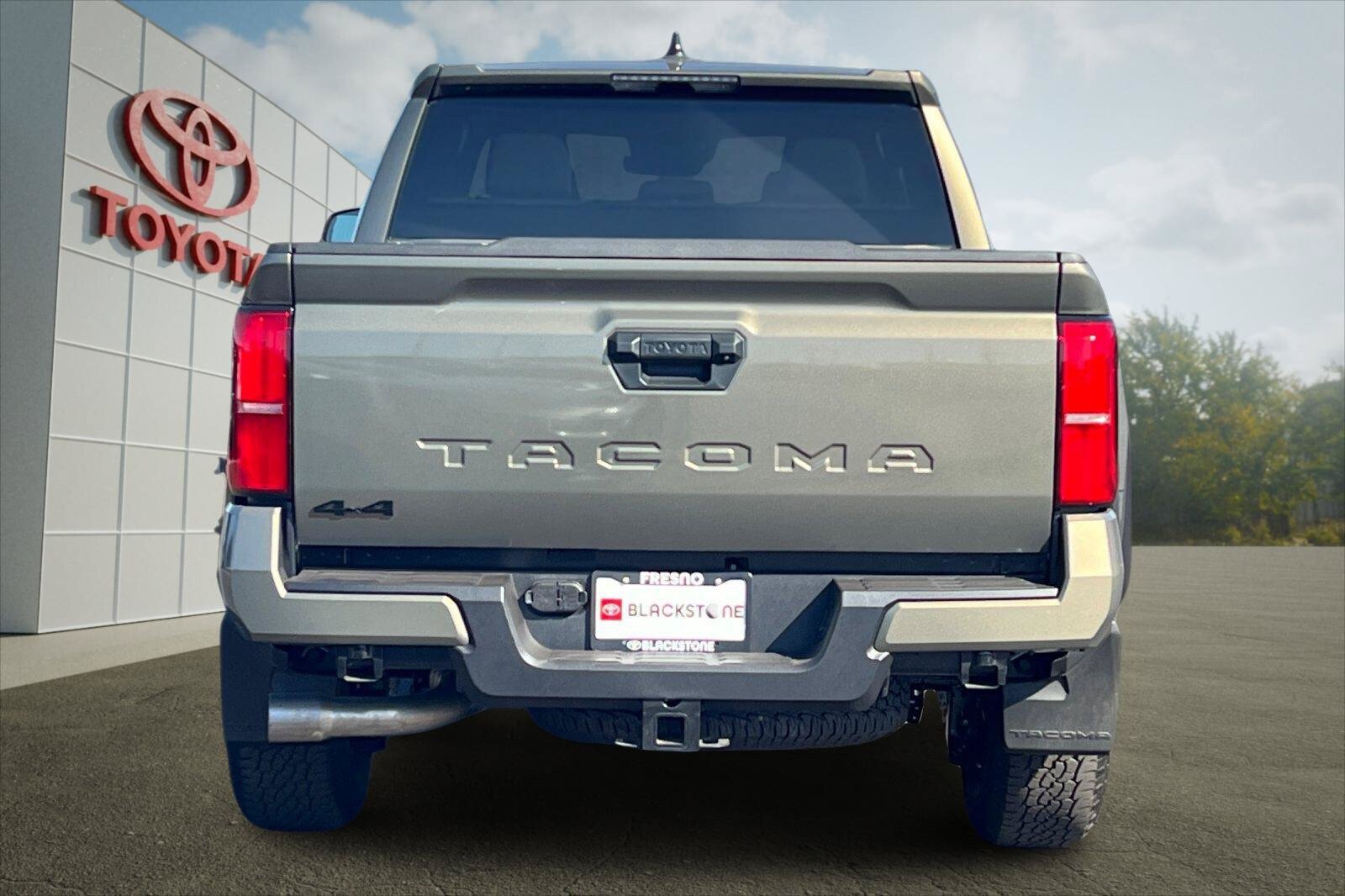 Certified 2026 Toyota Tacoma TRD Off-Road AWD/4WD image 4