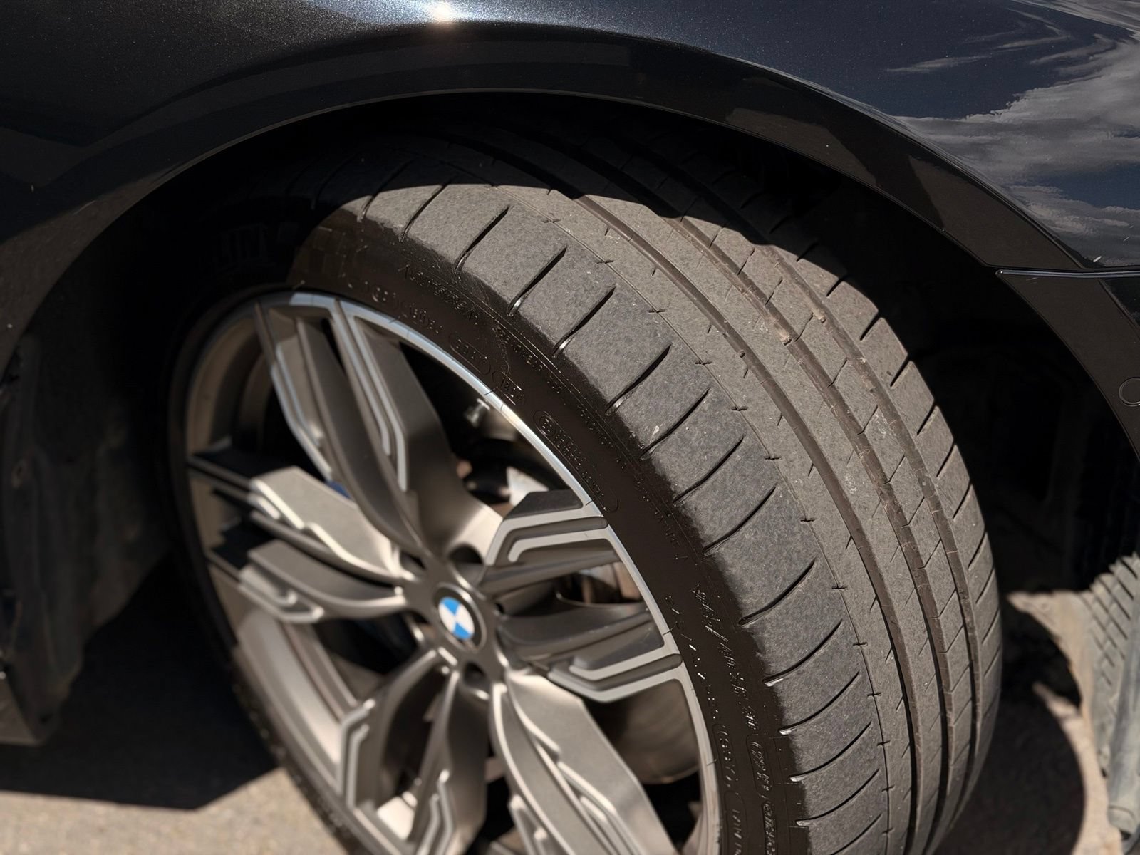 Used 2018 BMW M760i xDrive AWD/4WD image 75