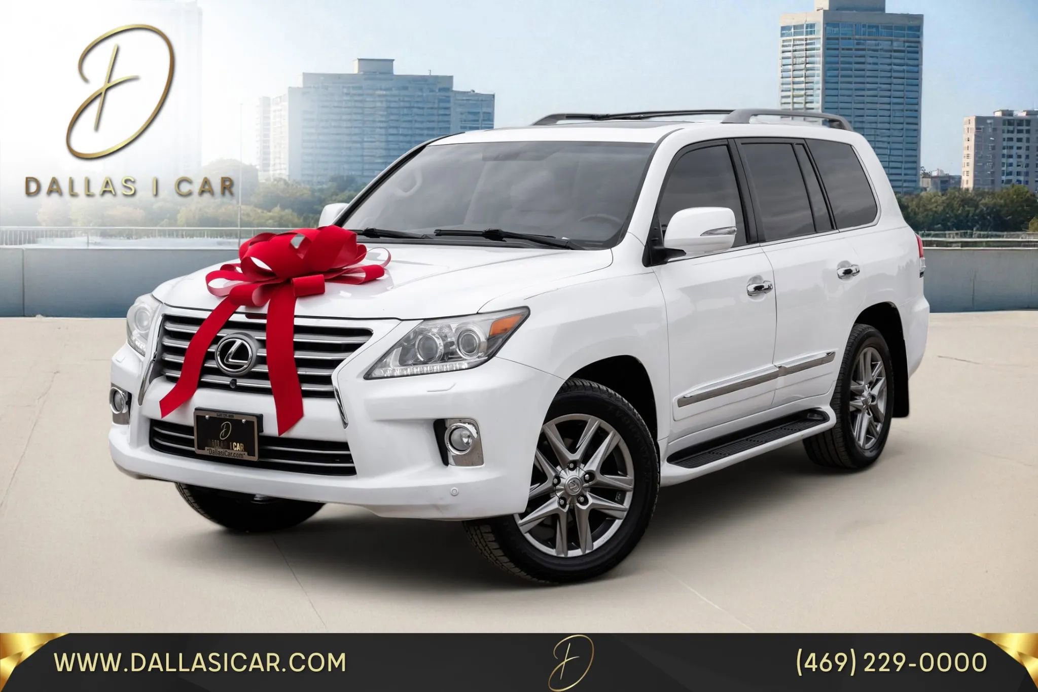 Used 2013 Lexus LX 570 4WD w/ Luxury Pkg image 1