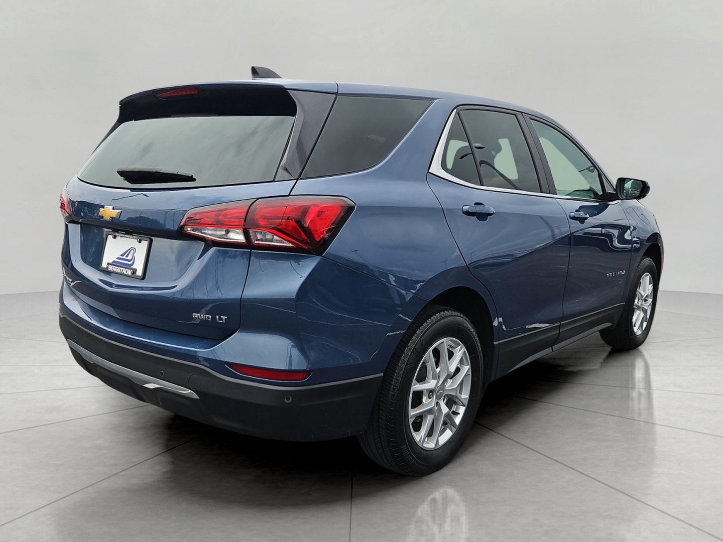 Certified 2024 Chevrolet Equinox LT AWD/4WD image 8