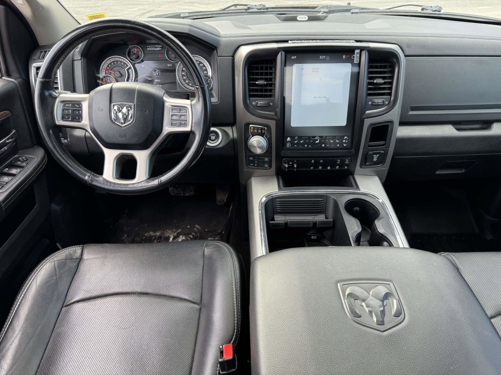 Used 2017 RAM 1500 Laramie w/ Convenience Group image 11