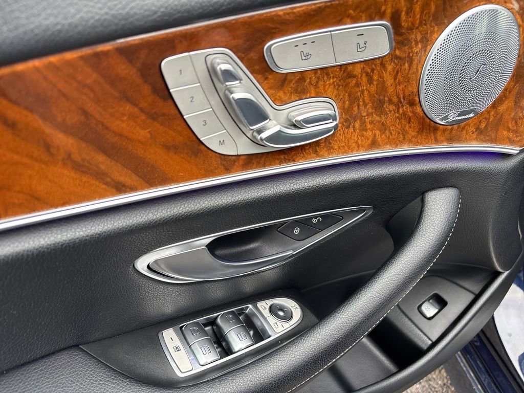 Used 2018 Mercedes-Benz E 300 E 300 image 16