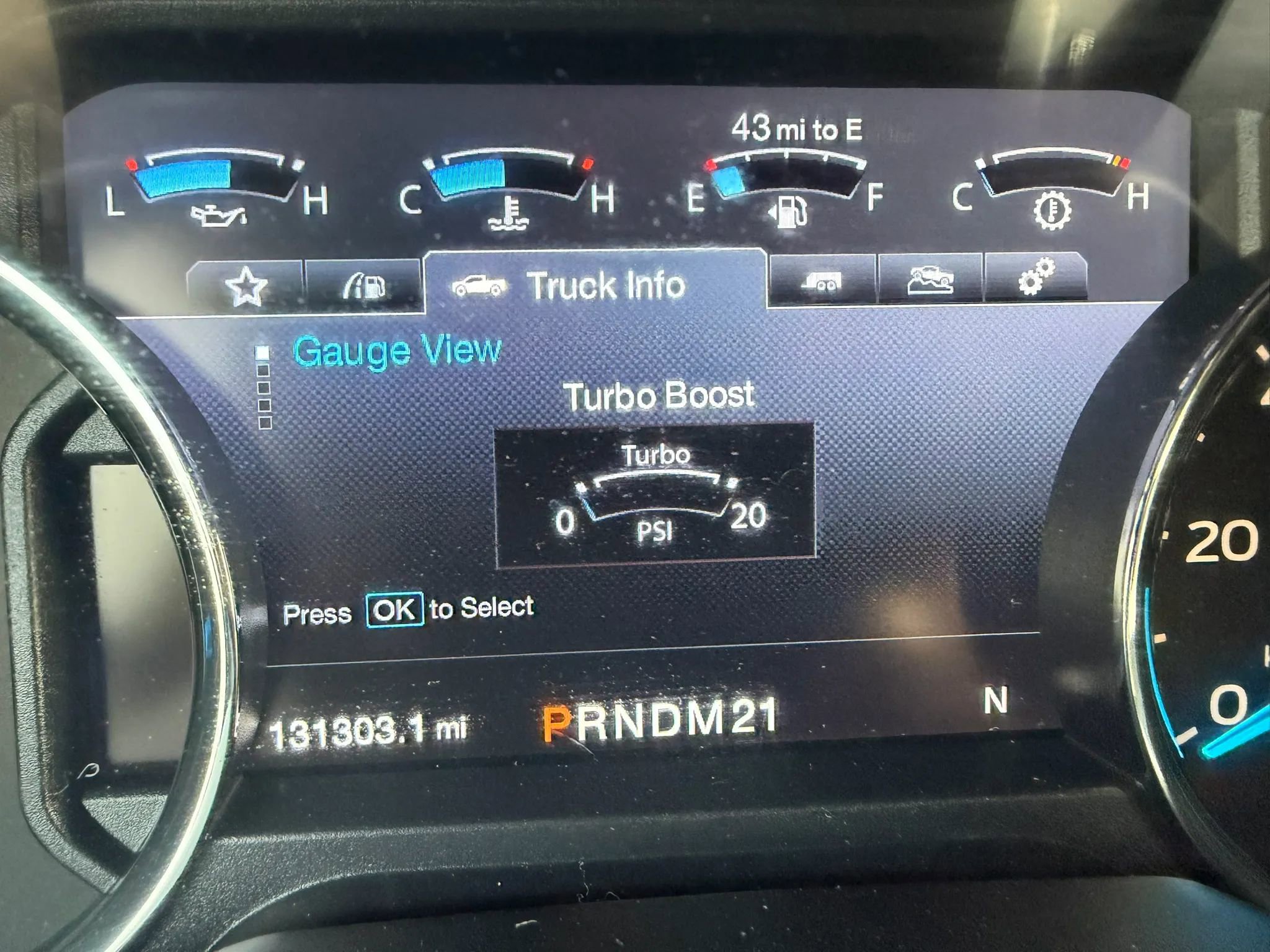 Used 2015 Ford F150 Lariat image 11