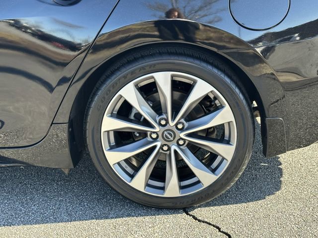 Certified 2023 Nissan Maxima Platinum w/ Sport Mat Group image 19