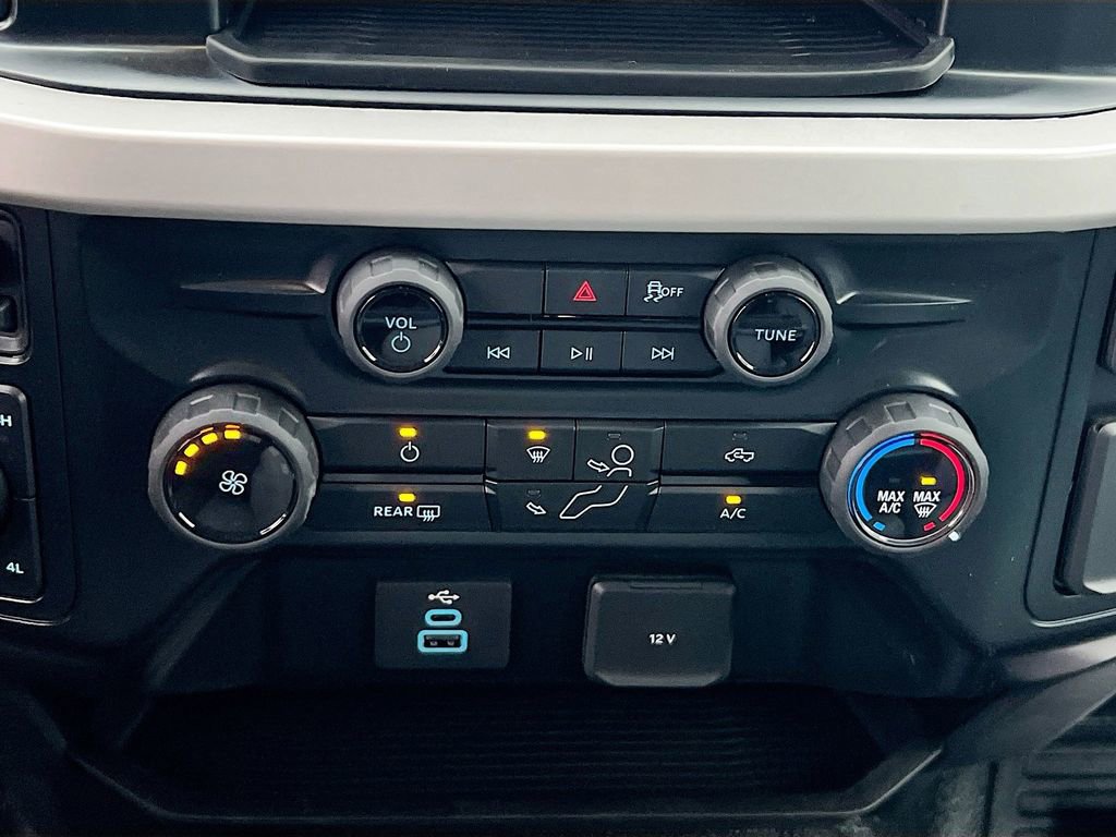 New 2026 Ford F550 4x4 Crew Cab image 9