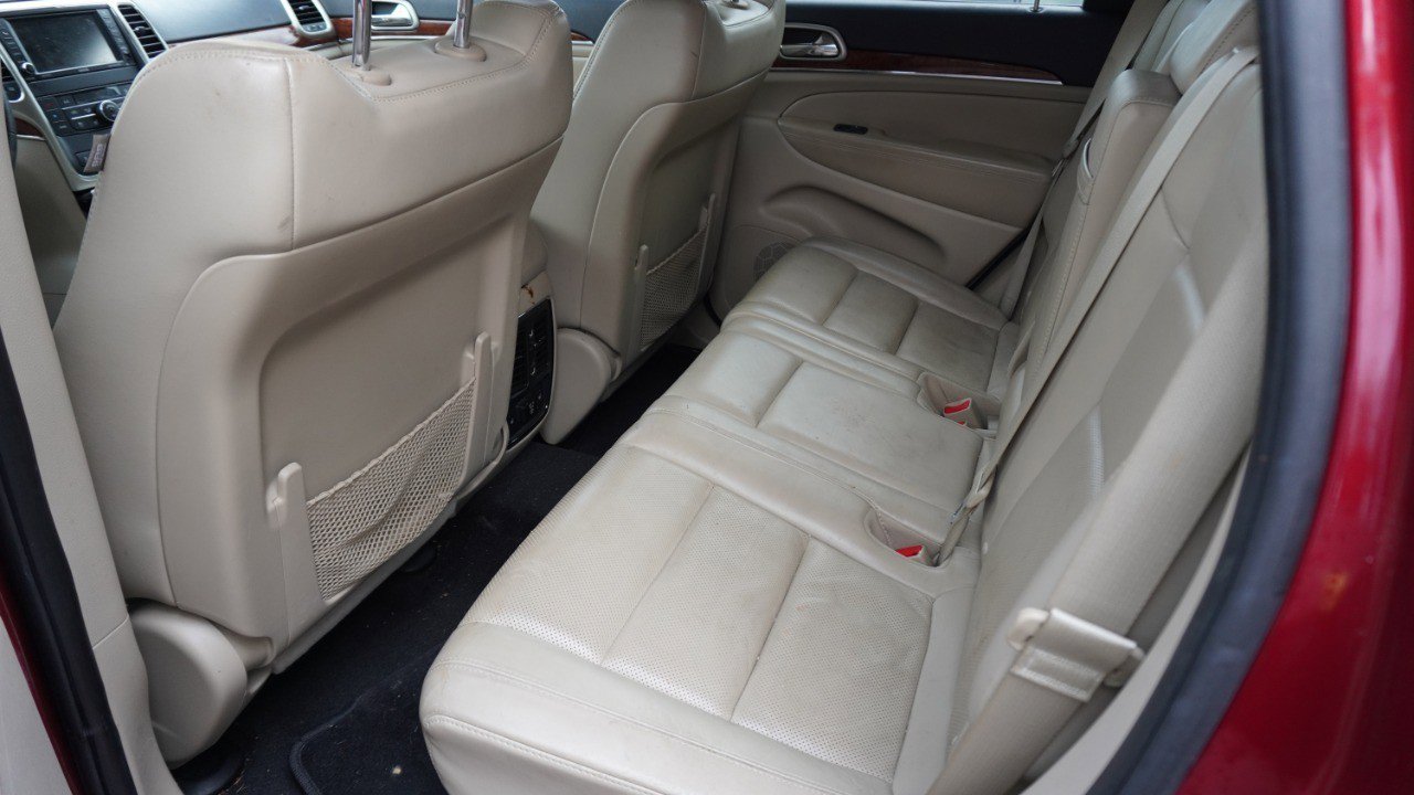 Used 2013 Jeep Grand Cherokee Limited w/ Luxury Group II image 9