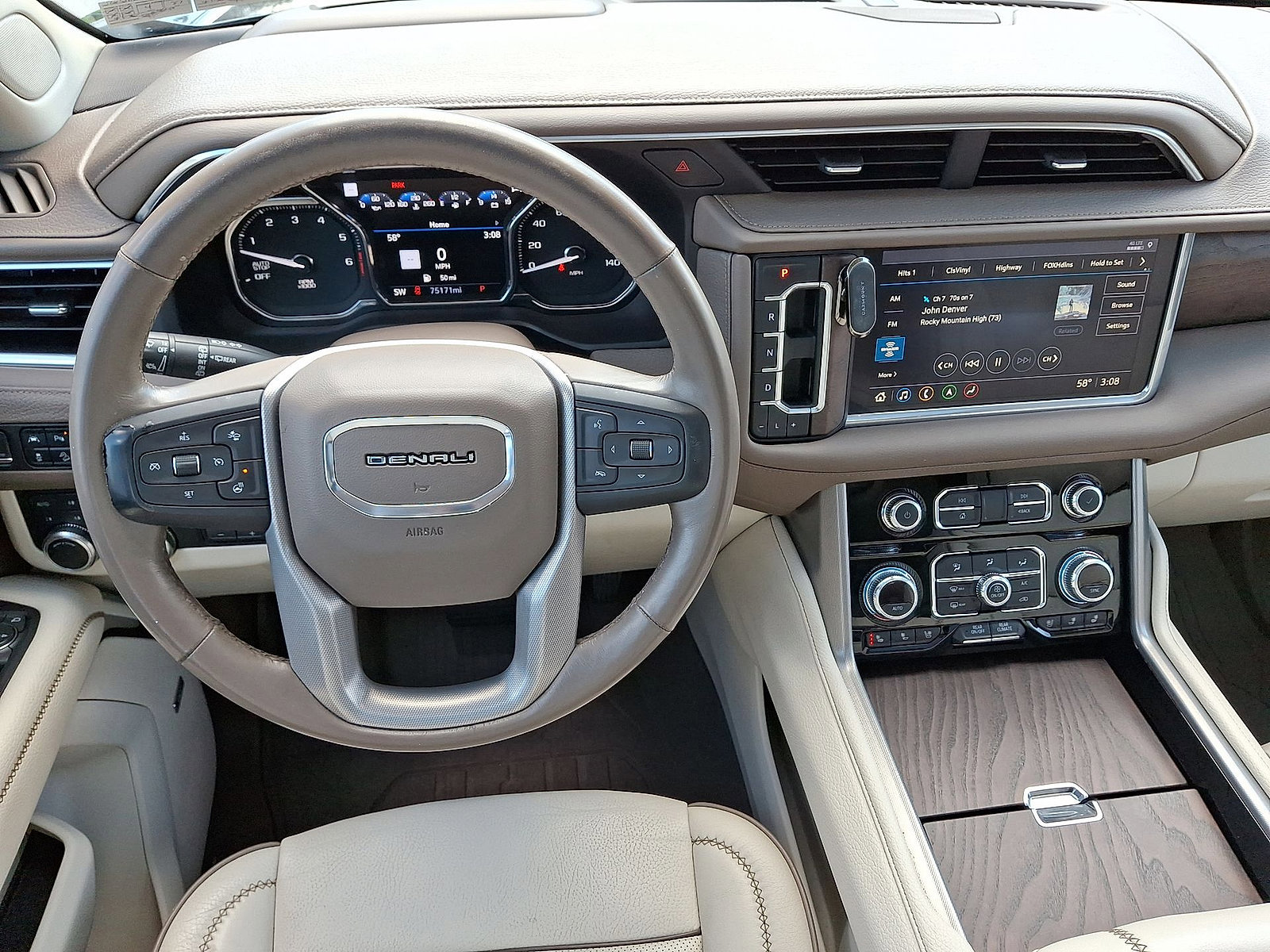 Certified 2021 GMC Yukon Denali w/ Denali Premium Package AWD/4WD image 21