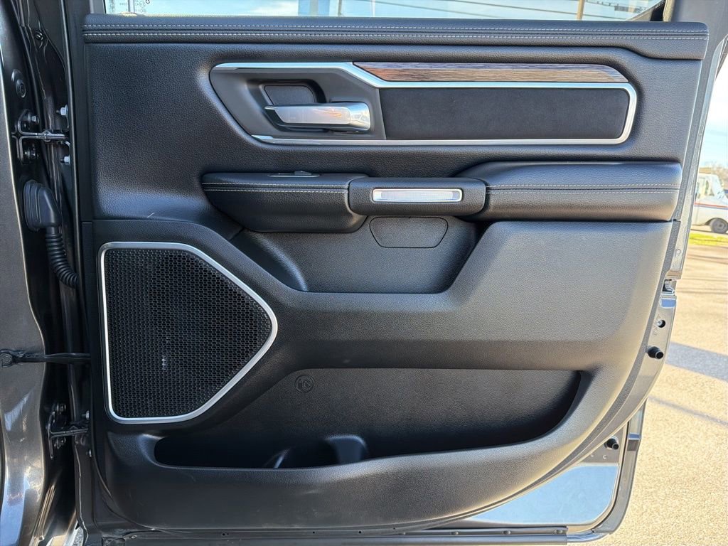 Used 2020 RAM 1500 Laramie image 15