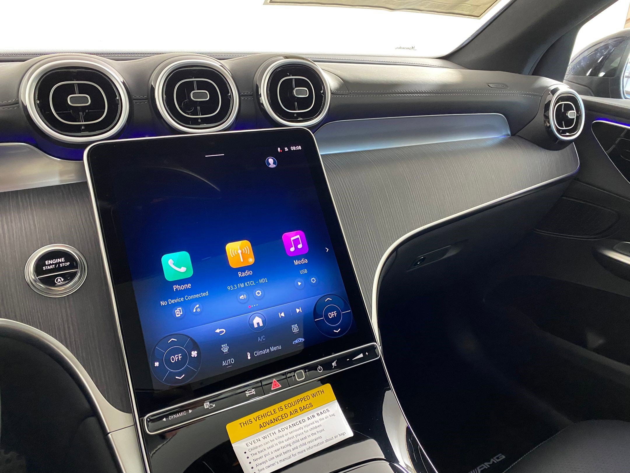 Used 2026 Mercedes-Benz GLC 300 4MATIC image 24