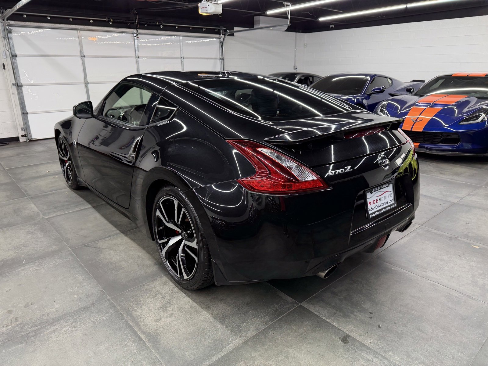 Used 2020 Nissan 370Z Touring Sport image 4