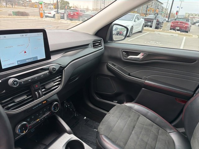 Used 2022 Ford Escape SEL w/ SEL Stealth AWD Package image 22