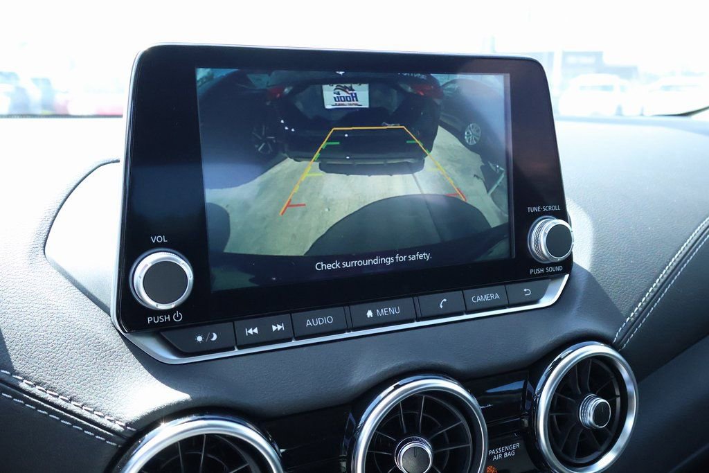 New 2025 Nissan Sentra SV image 4