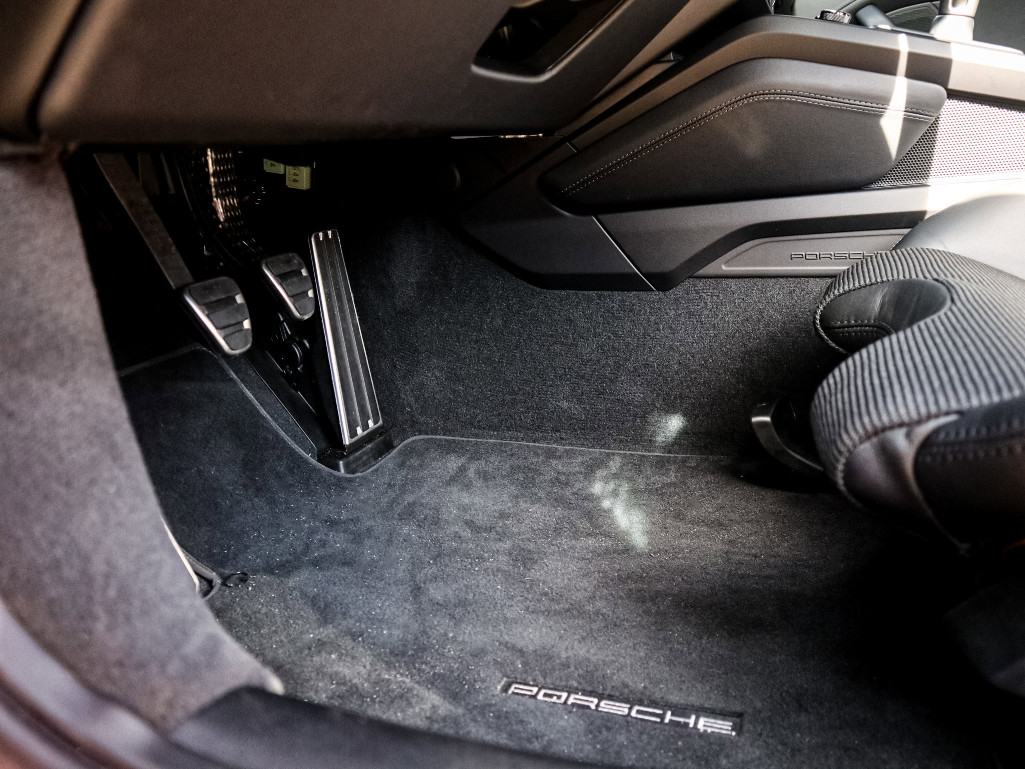 Used 2026 Porsche 911 GT3 w/ Chrono Package image 18