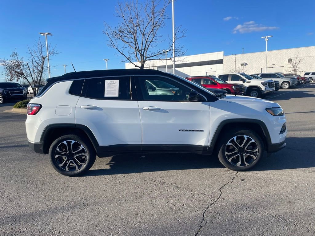 Used 2023 Jeep Compass Limited image 9