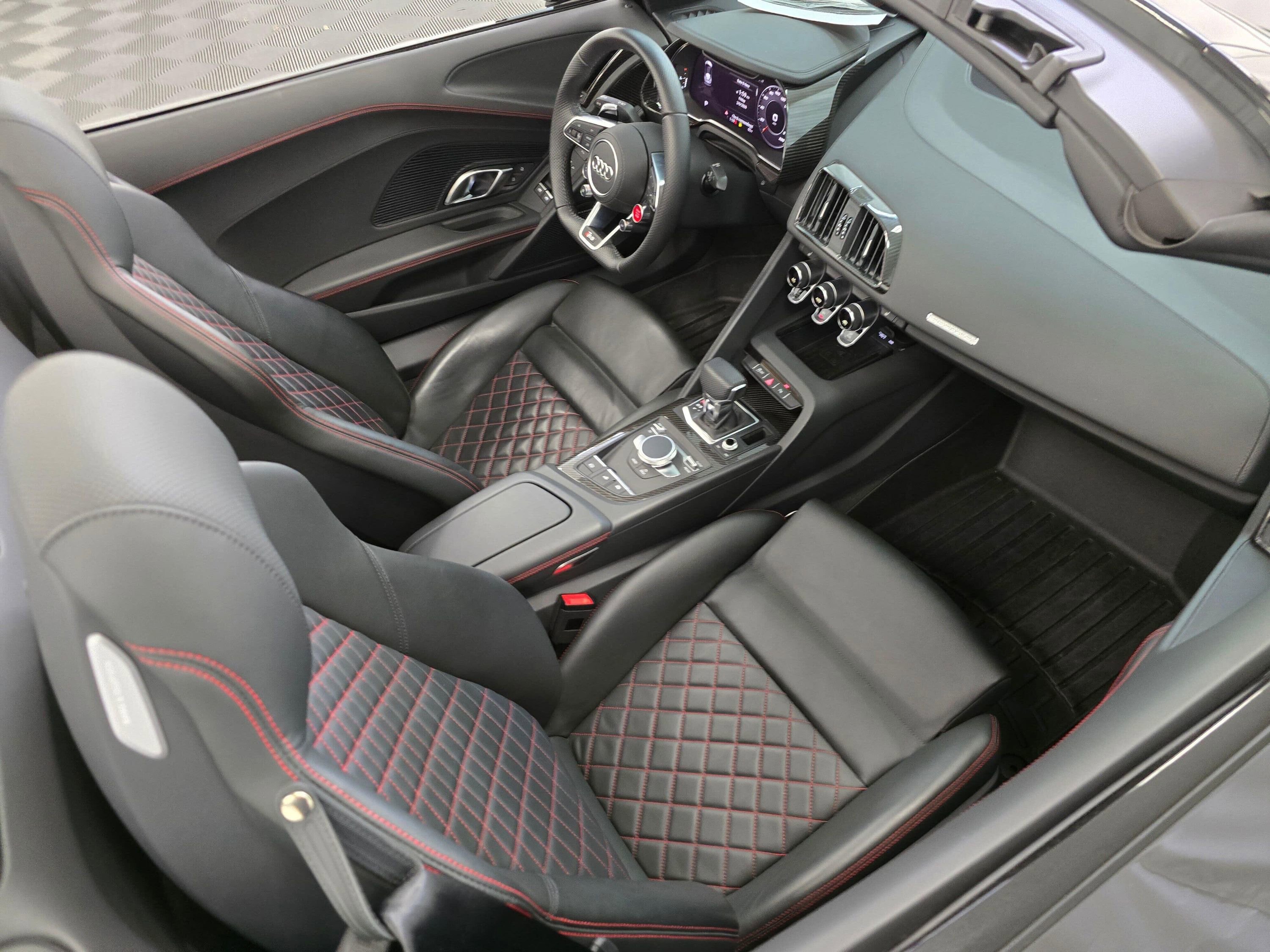 Used 2020 Audi R8 V10 performance image 38