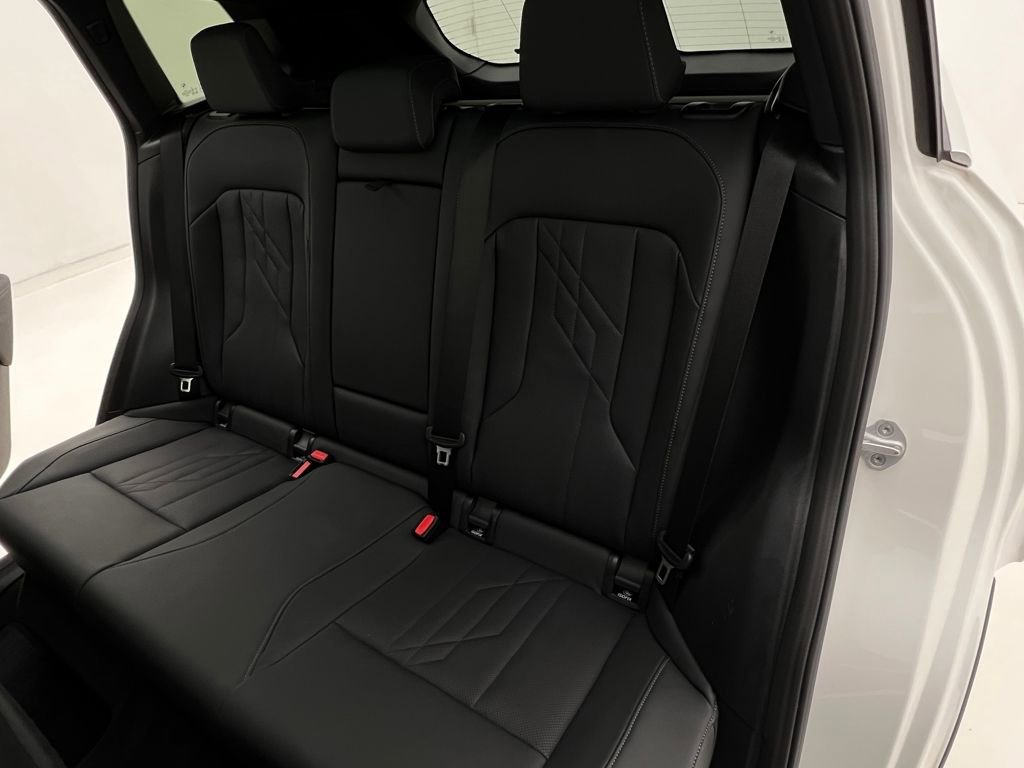 Certified 2025 BMW X3 xDrive30i w/ Convenience Package AWD/4WD image 15