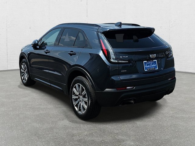 Used 2020 Cadillac XT4 Sport w/ Cold Weather Package image 7