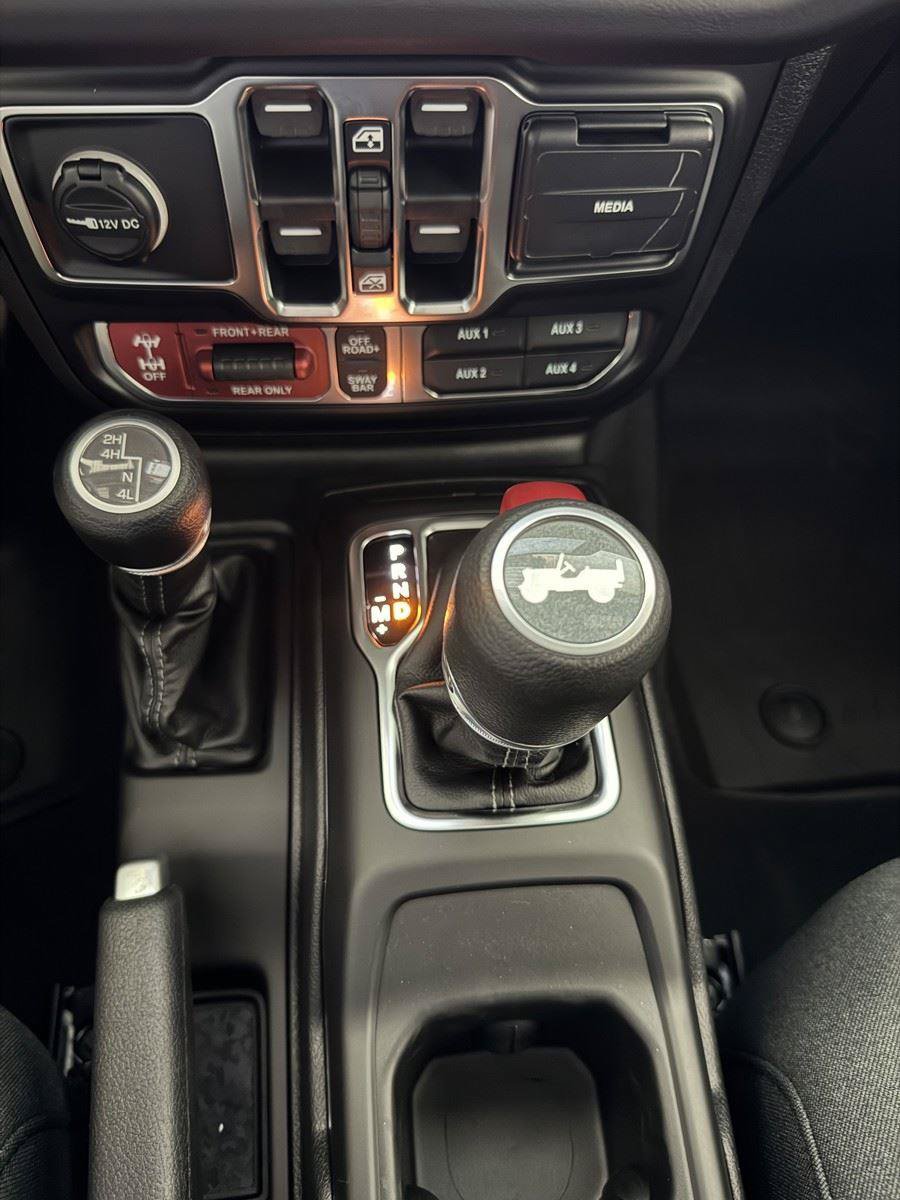 New 2026 Jeep Wrangler Unlimited Rubicon AWD/4WD image 16