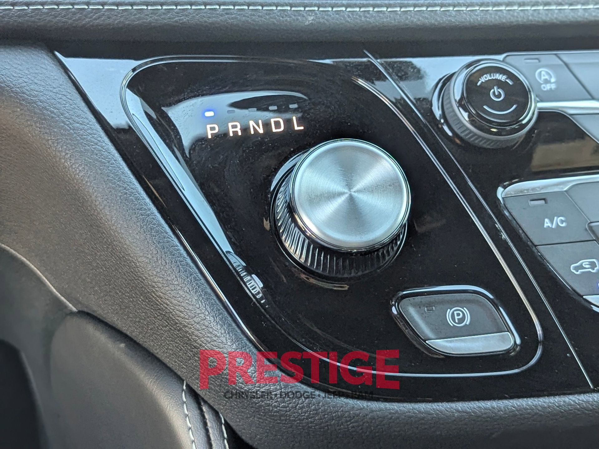 New 2026 Chrysler Pacifica Limited AWD/4WD image 20