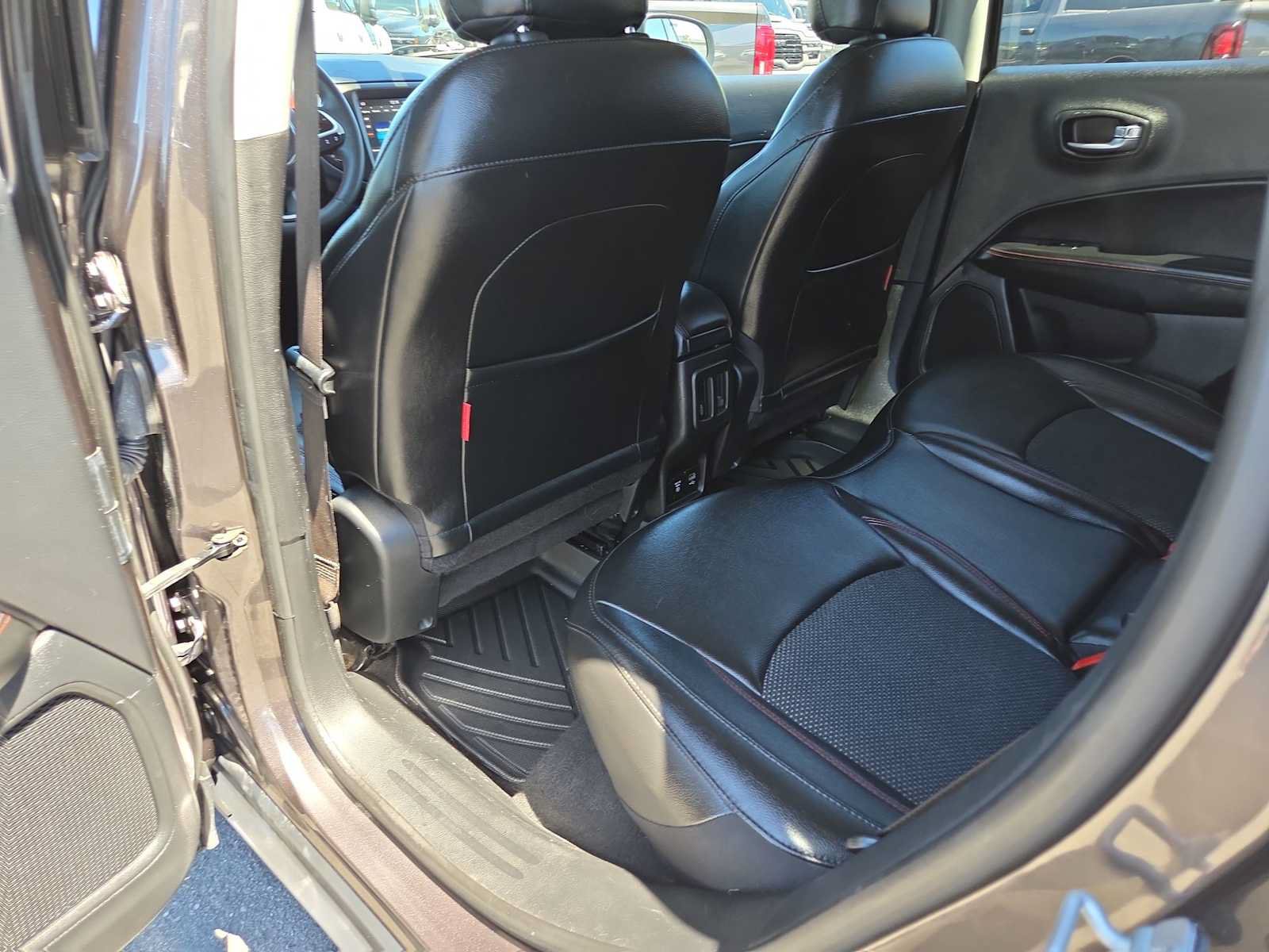 Used 2021 Jeep Compass Trailhawk AWD/4WD image 20