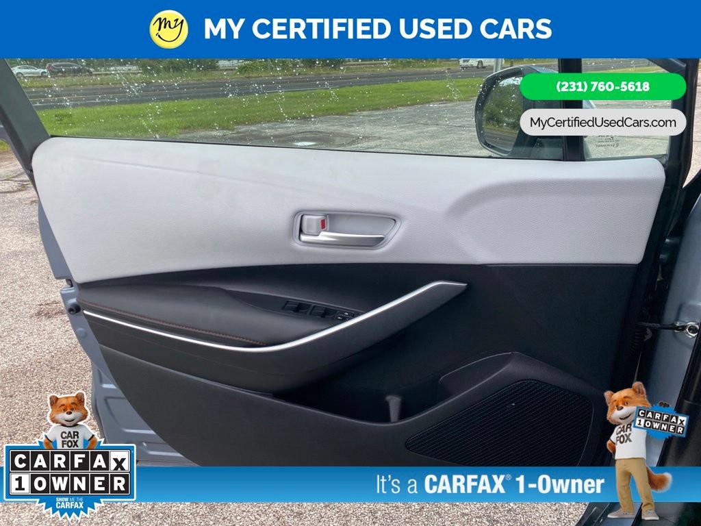 Used 2023 Toyota Corolla SE w/ Carpet Mat Package (TMS) FWD image 10