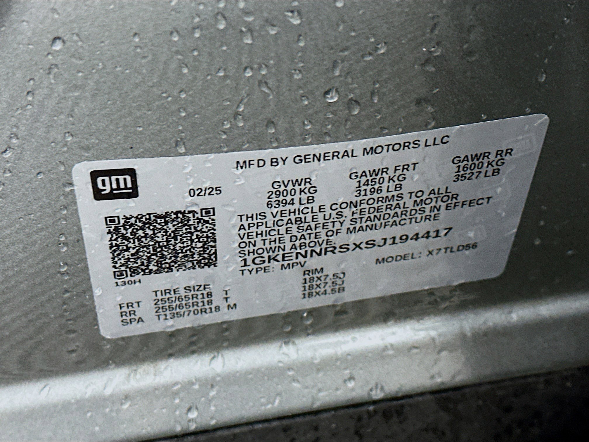 Used 2025 GMC Acadia Elevation image 12
