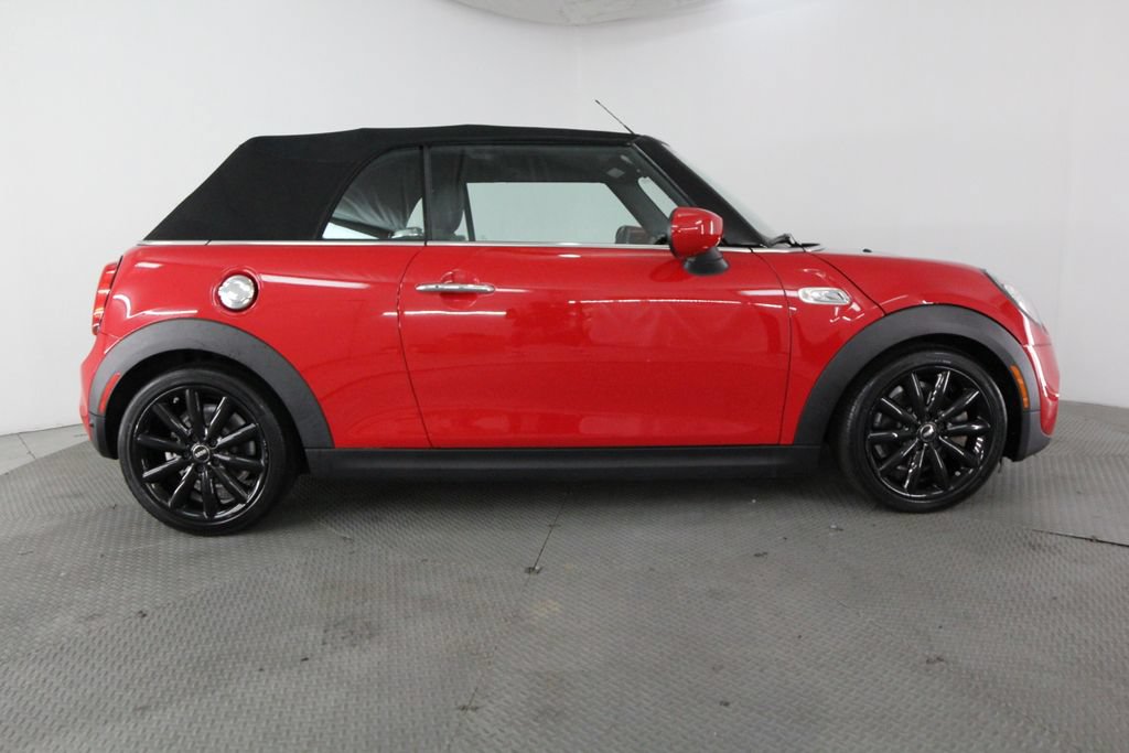 Used 2021 MINI Cooper S FWD image 5