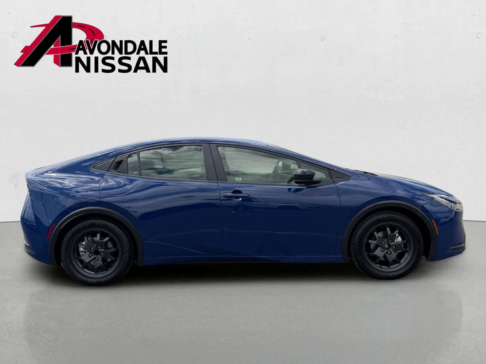 Used 2023 Toyota Prius LE FWD image 7