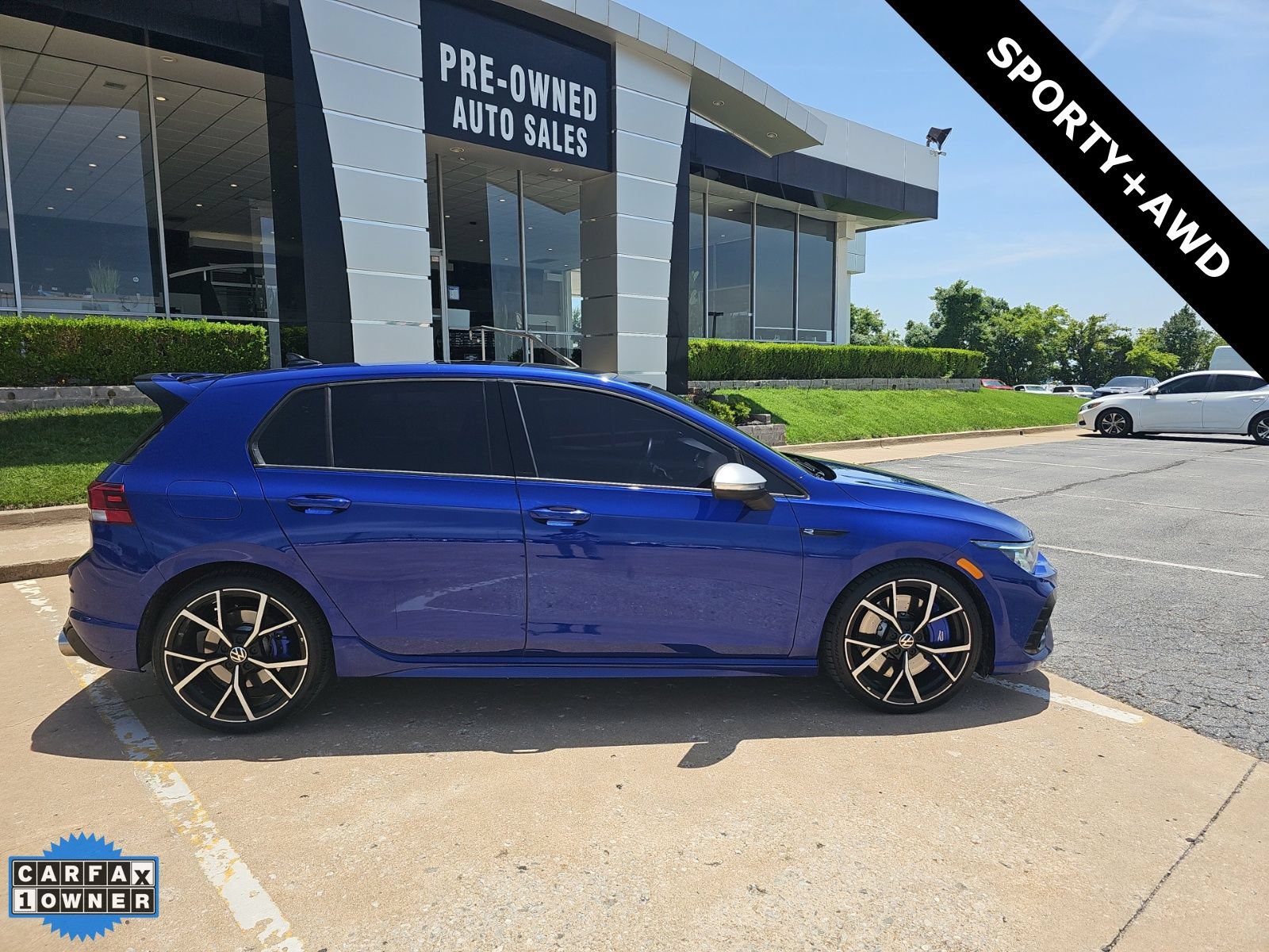 Used 2022 Volkswagen Golf R AWD/4WD image 2
