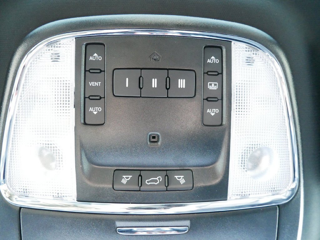Used 2020 Jeep Grand Cherokee High Altitude AWD/4WD image 26