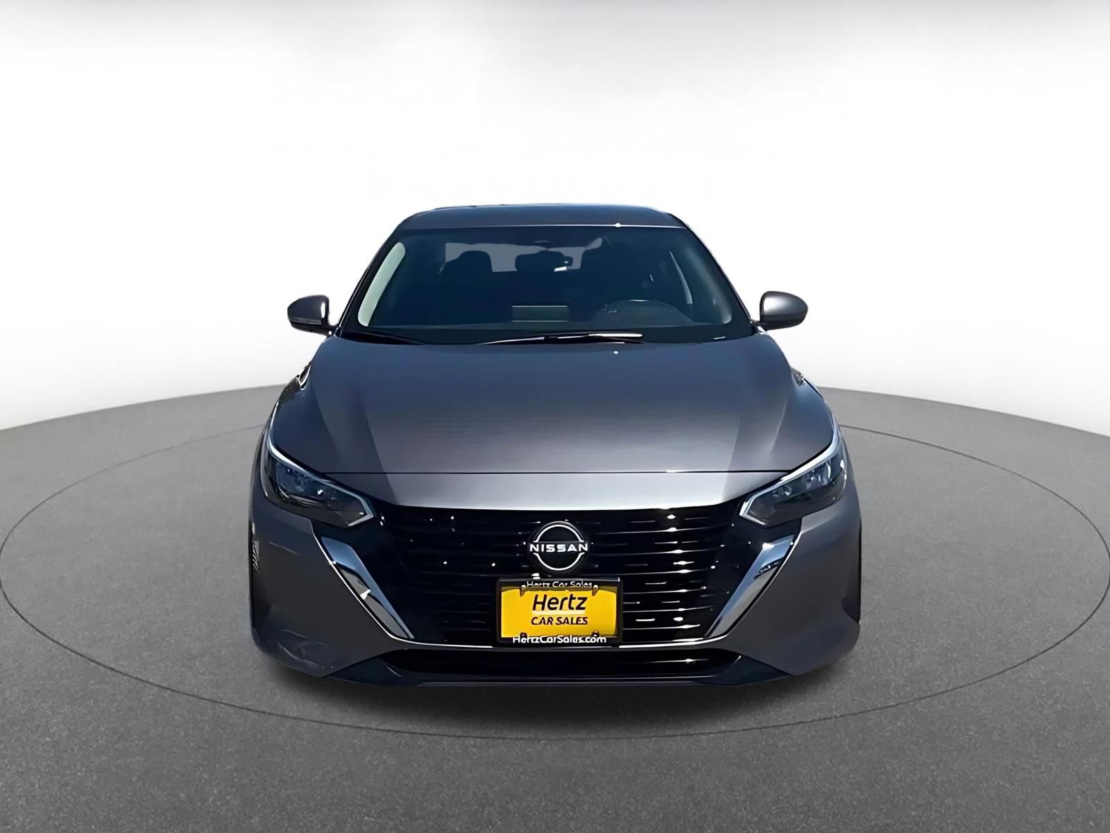 Used 2025 Nissan Sentra SV image 4