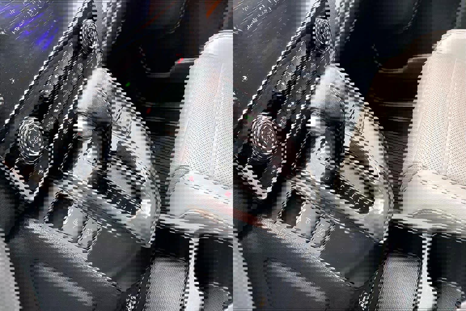 Used 2021 Honda CR-V EX-L image 16