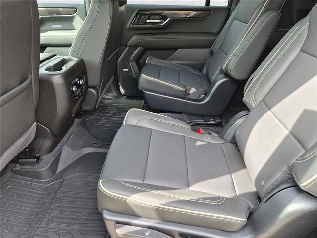 New 2026 GMC Yukon XL Elevation w/ Elevation Premium Package AWD/4WD image 13