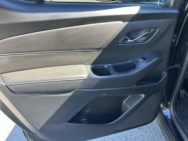 Used 2022 Chevrolet Traverse LT AWD/4WD image 23