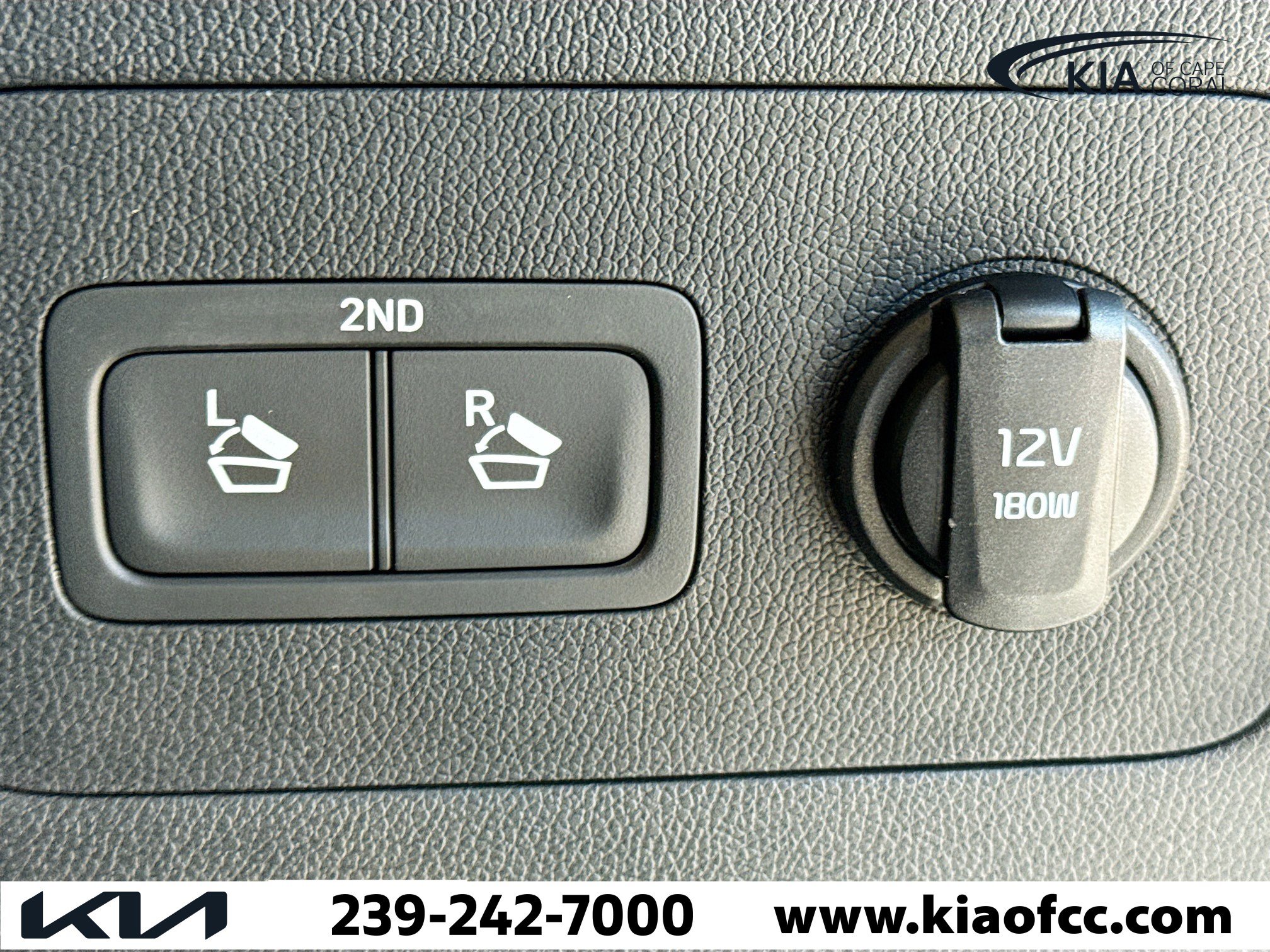 New 2026 Kia Sorento S w/ S Panoramic Sunroof Package image 13