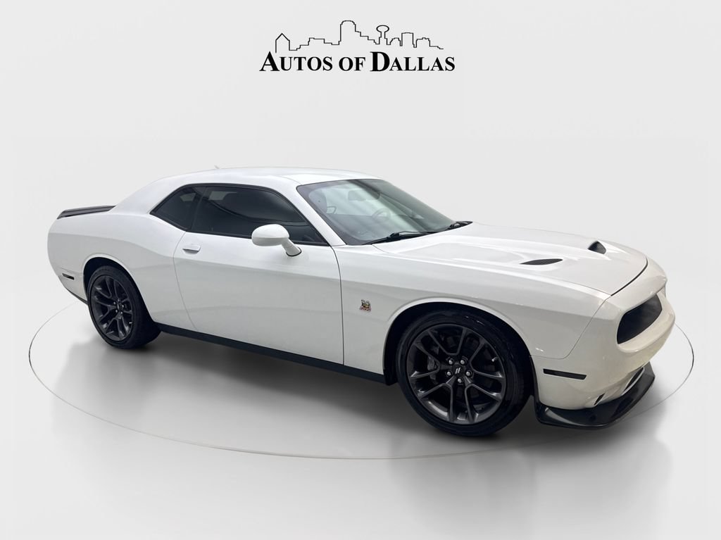 Used 2023 Dodge Challenger R/T Scat Pack RWD image 4