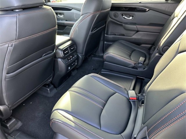 New 2025 Honda Pilot TrailSport image 14