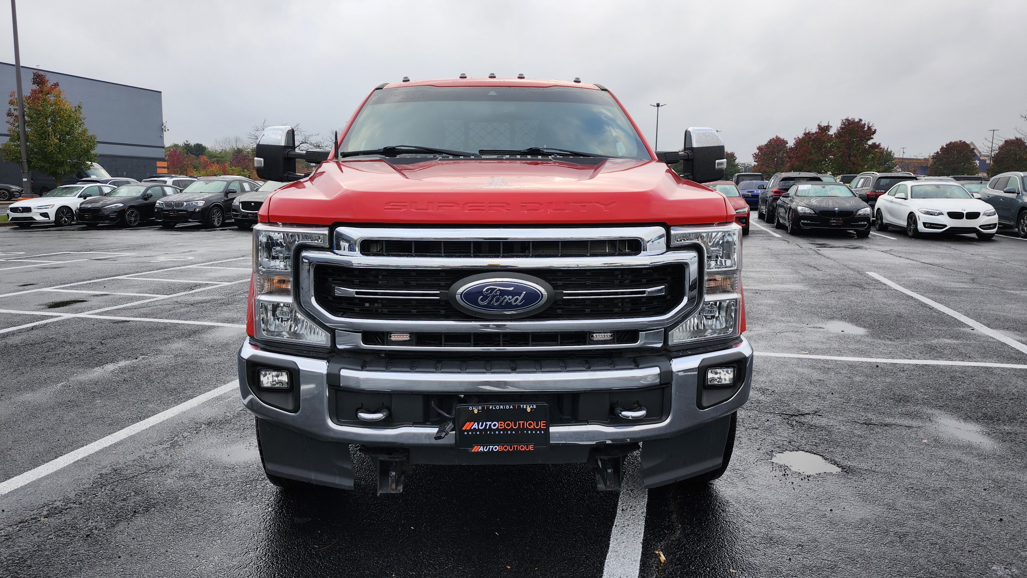 Used 2022 Ford F350 Lariat w/ Chrome Package image 3