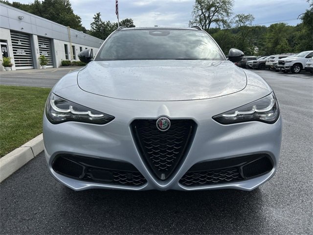 New 2025 Alfa Romeo Stelvio Sprint w/ Veloce Package image 3