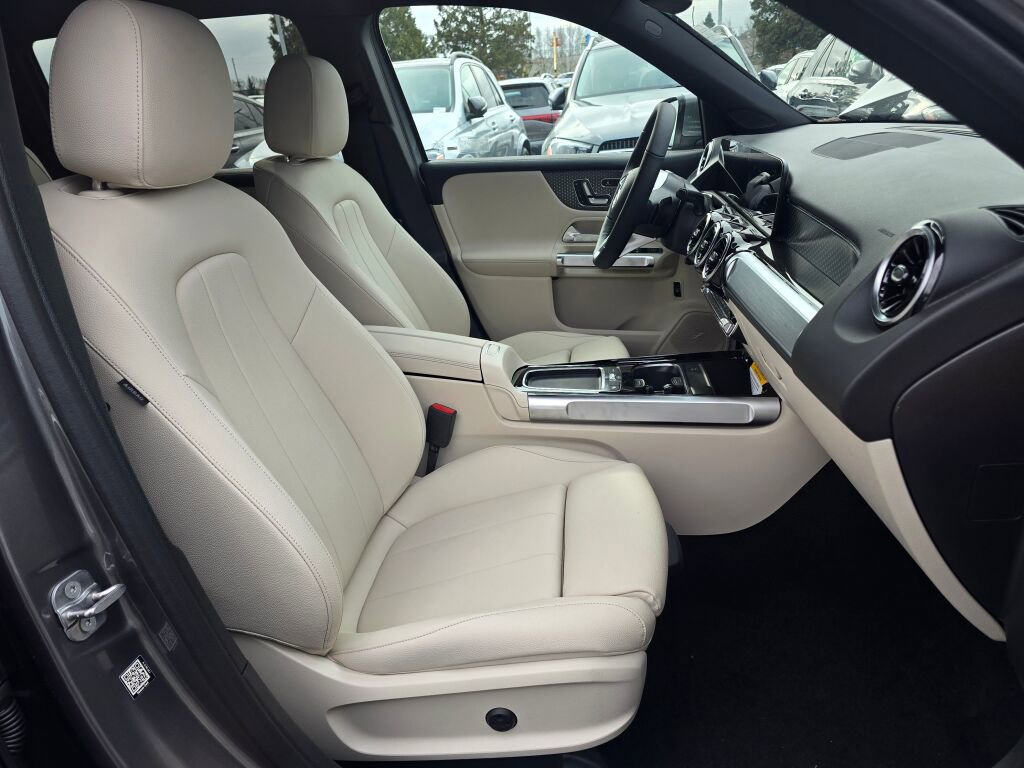 New 2026 Mercedes-Benz GLB 250 4MATIC image 28
