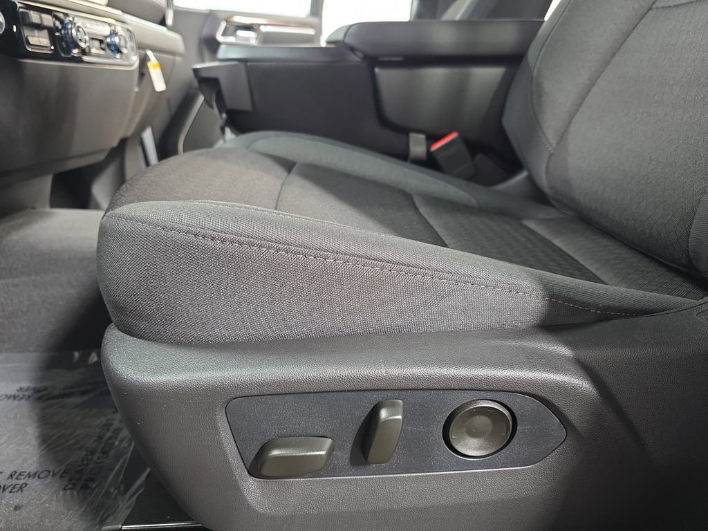 New 2026 GMC Sierra 1500 Elevation image 28