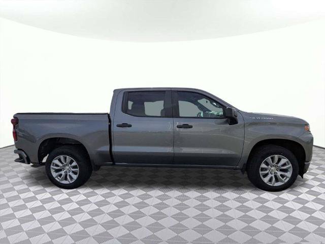 Used 2022 Chevrolet Silverado 1500 Custom w/ Safety Confidence Package RWD image 2