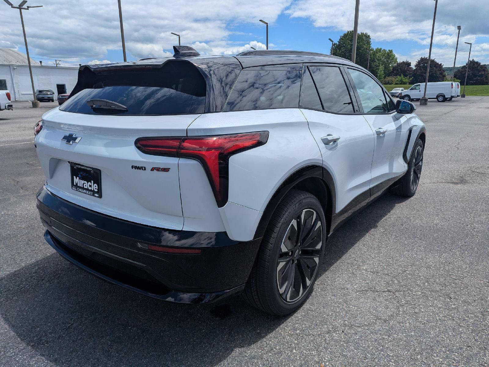 New 2026 Chevrolet Blazer EV RS AWD/4WD image 14